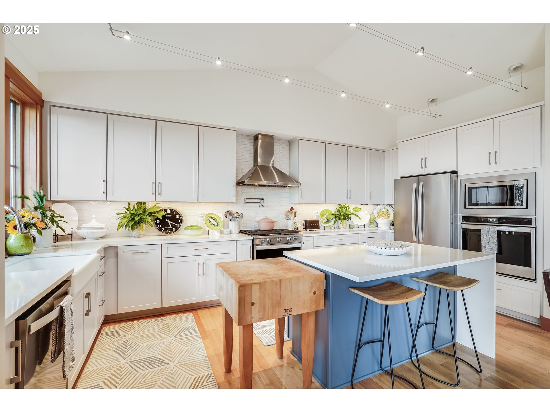 16985 South Spangler Road Beavercreek, OR 97004 - Photo 12 of 48