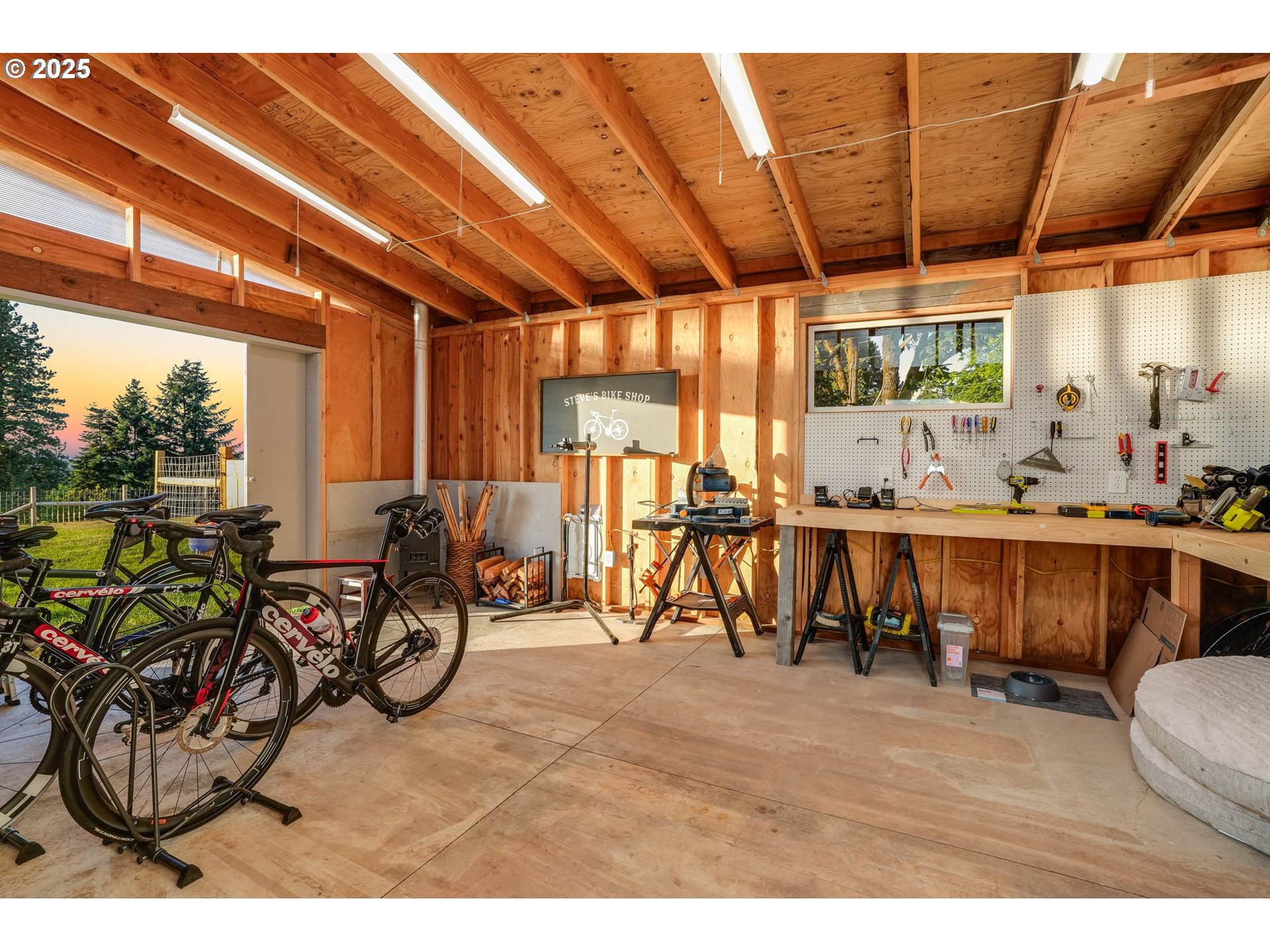 16985 South Spangler Road Beavercreek, OR 97004 - Photo 42 of 48