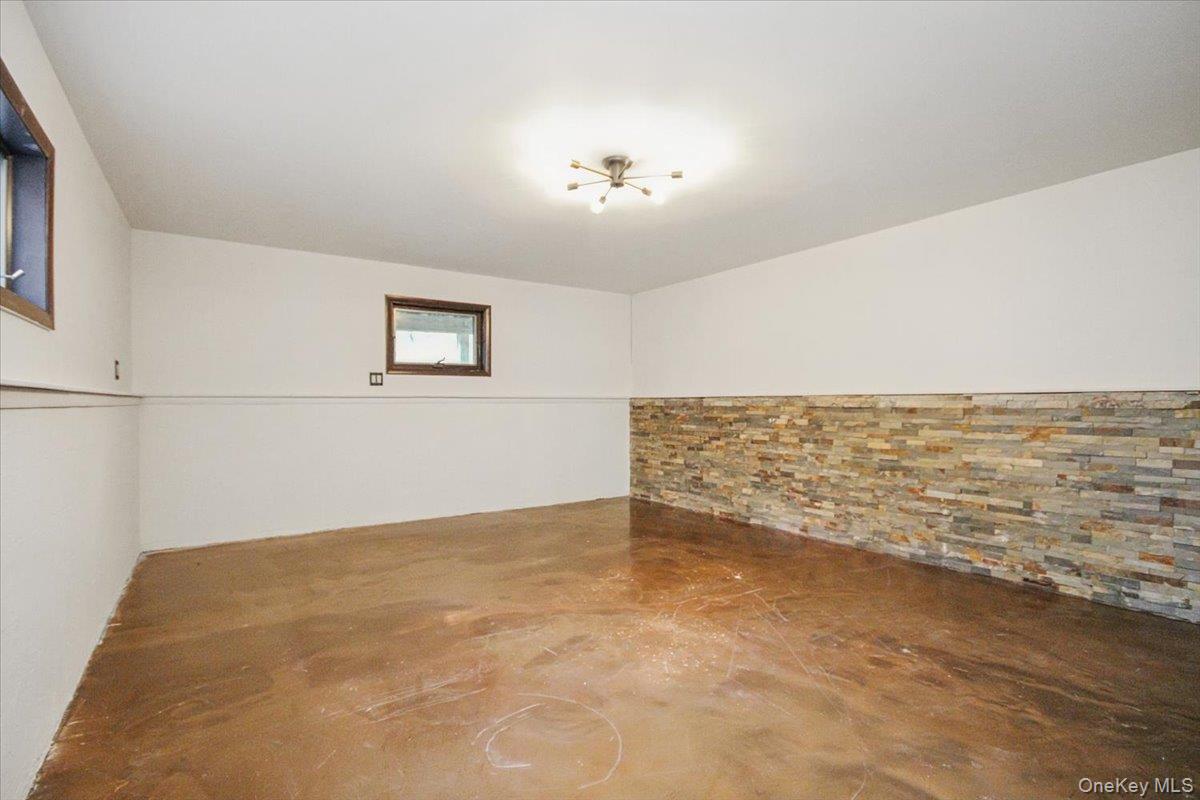 102 Old Post Road Marlboro, NY 12542 - Photo 39 of 46 a view of an ocean