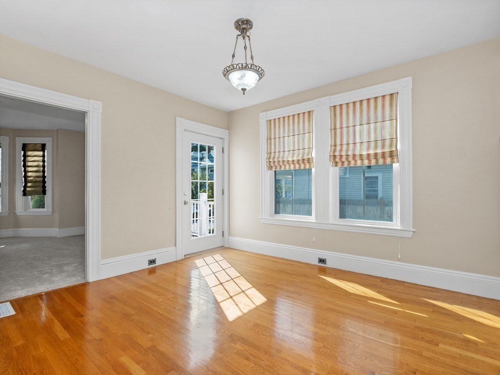 162 Myrtle Street, Unit 1 Waltham, MA 02453 - Photo 14 of 38