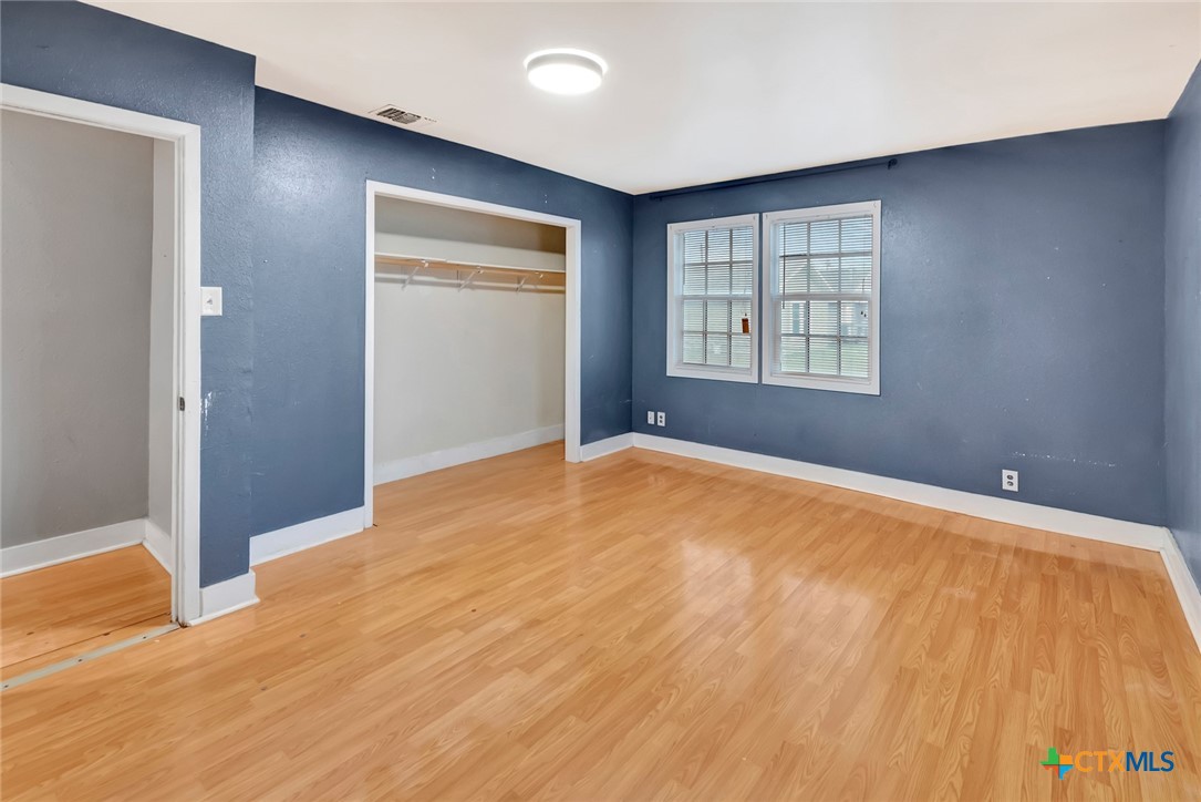 4002 Callis Street Victoria, TX 77901 - Photo 14 of 27