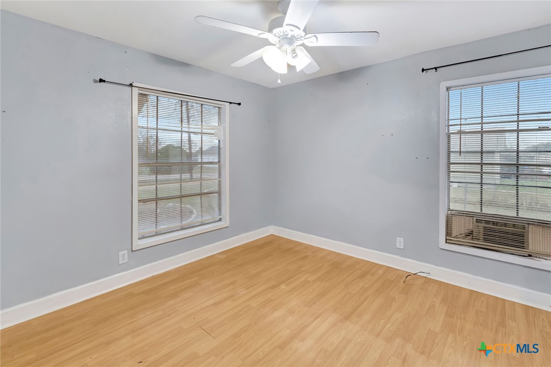 4002 Callis Street Victoria, TX 77901 - Photo 20 of 27