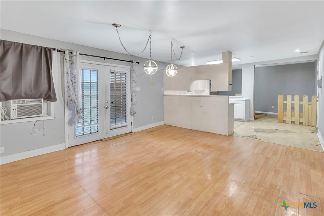 4002 Callis Street Victoria, TX 77901 - Photo 8 of 27