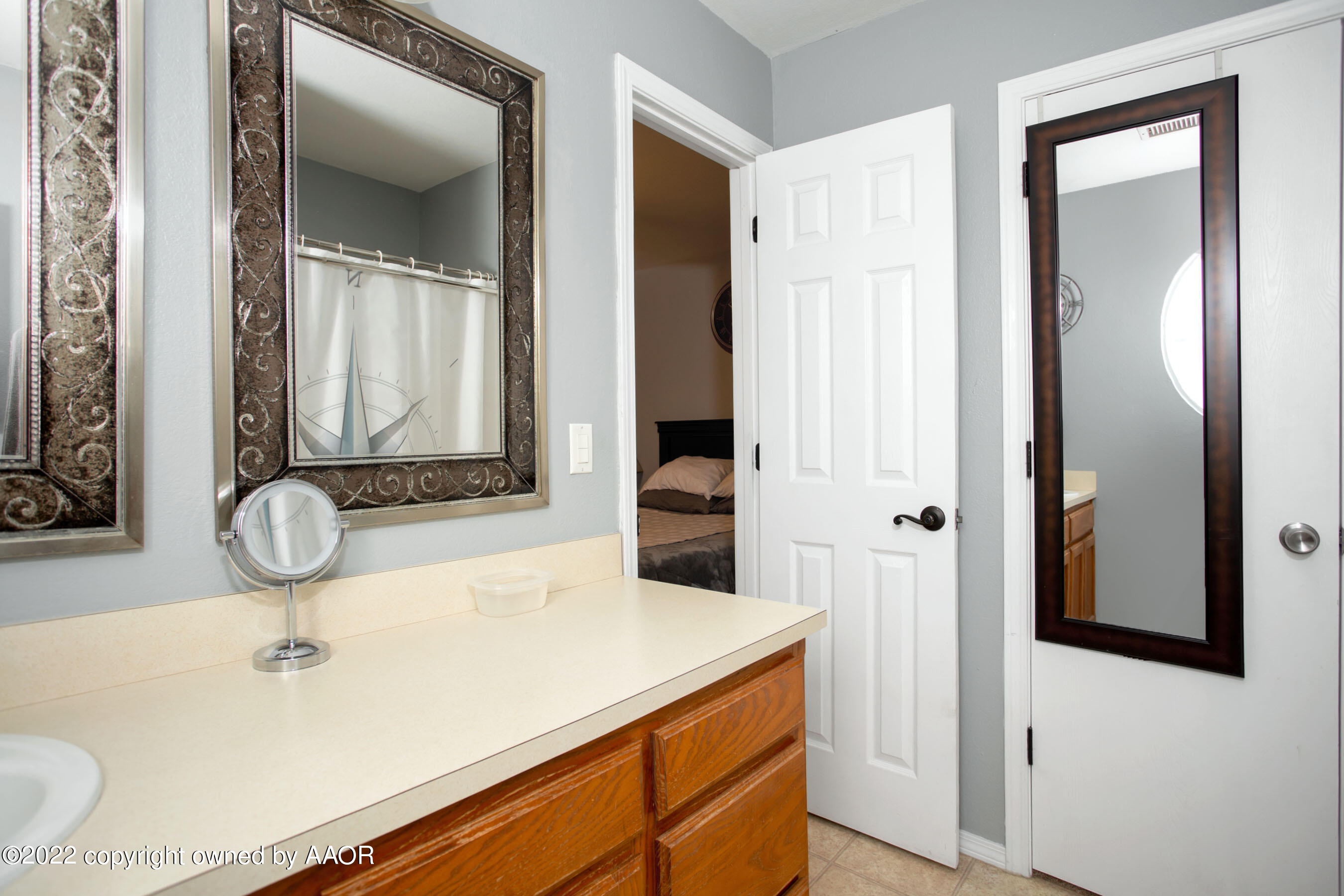 1121 Rushmore Drive Amarillo, TX 79110 - Photo 13 of 22 Master Bathroom