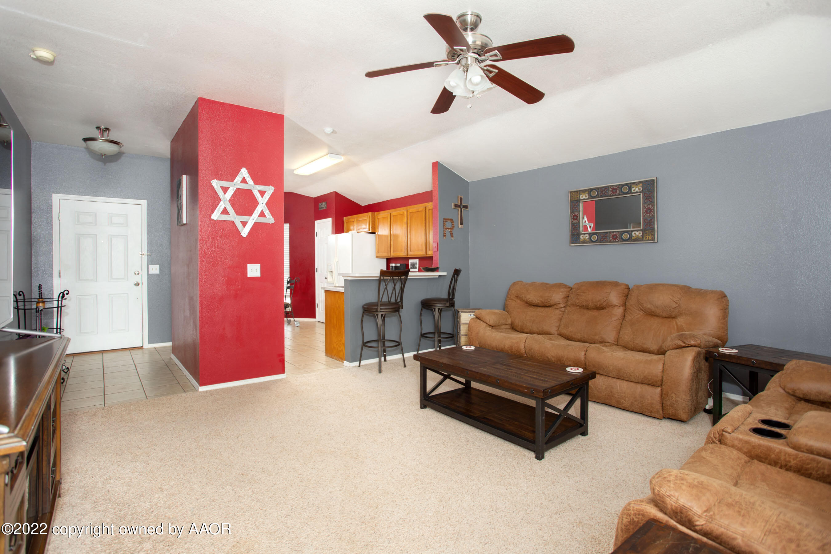 1121 Rushmore Drive Amarillo, TX 79110 - Photo 2 of 22 Living Room Area