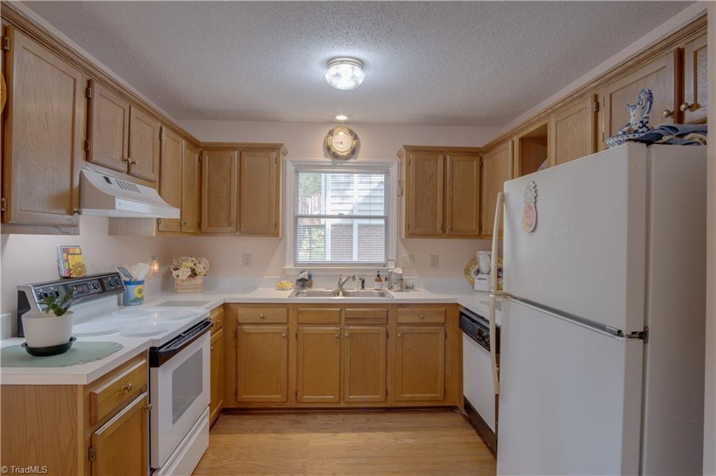 1950 Winding Ridge Road Winston-Salem, NC 27127 - Photo 14 of 48 Gallery Image 14