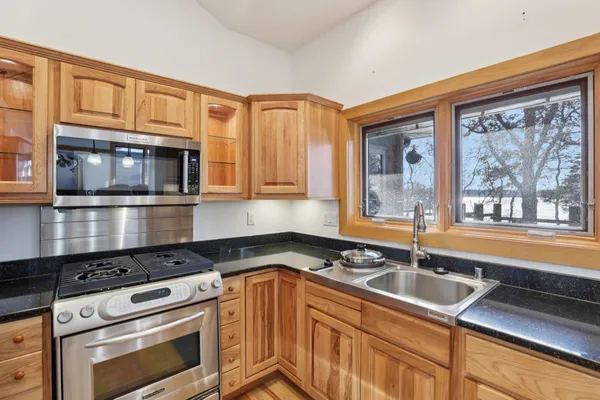 $700,000 | 1140 South Gillette, Unit 5, Wisconsin Dells, WI 53965