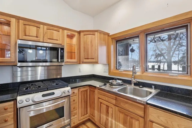 $700,000 | 1140 South Gillette, Unit 5, Wisconsin Dells, WI 53965