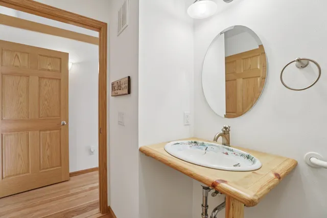 $700,000 | 1140 South Gillette, Unit 5, Wisconsin Dells, WI 53965