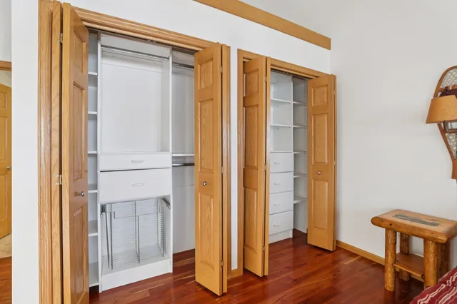 $700,000 | 1140 South Gillette, Unit 5, Wisconsin Dells, WI 53965