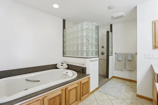 $700,000 | 1140 South Gillette, Unit 5, Wisconsin Dells, WI 53965