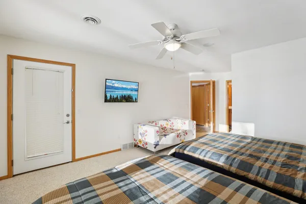 $700,000 | 1140 South Gillette, Unit 5, Wisconsin Dells, WI 53965