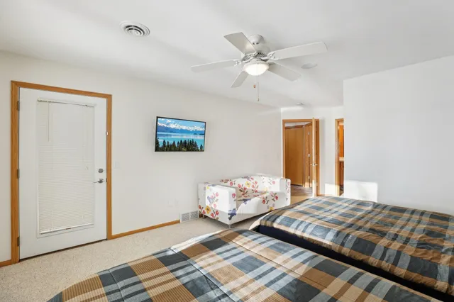 $700,000 | 1140 South Gillette, Unit 5, Wisconsin Dells, WI 53965