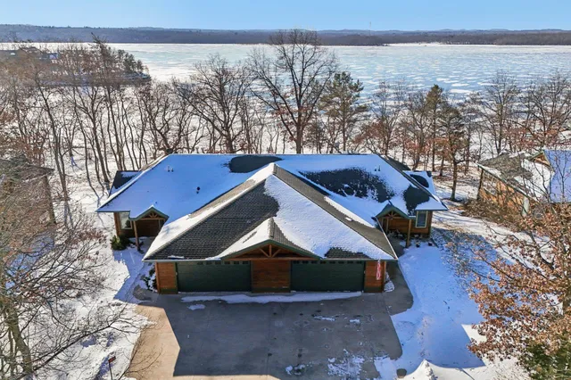 $700,000 | 1140 South Gillette, Unit 5, Wisconsin Dells, WI 53965