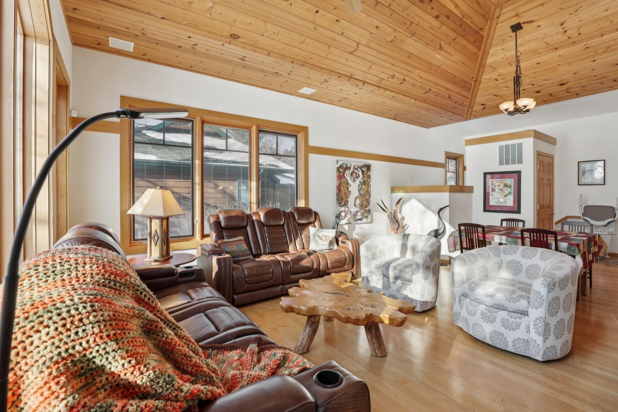 1140 South Gillette, Unit 5 Wisconsin Dells, WI 53965 - Photo 5 of 52