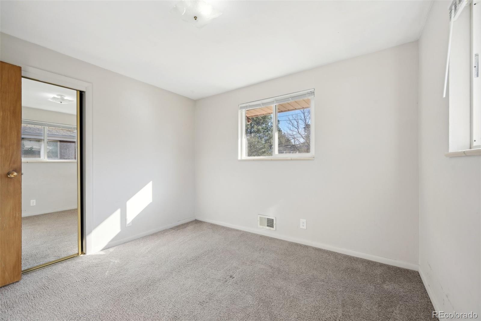 6620 South Downing Street Centennial, CO 80121 - Photo 15 of 39