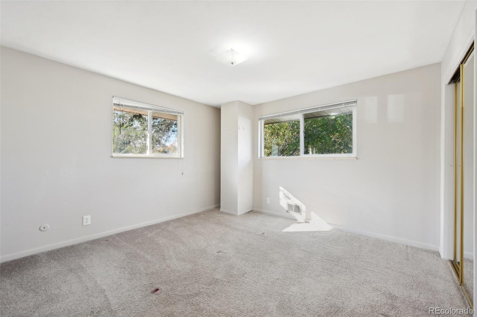 6620 South Downing Street Centennial, CO 80121 - Photo 16 of 39