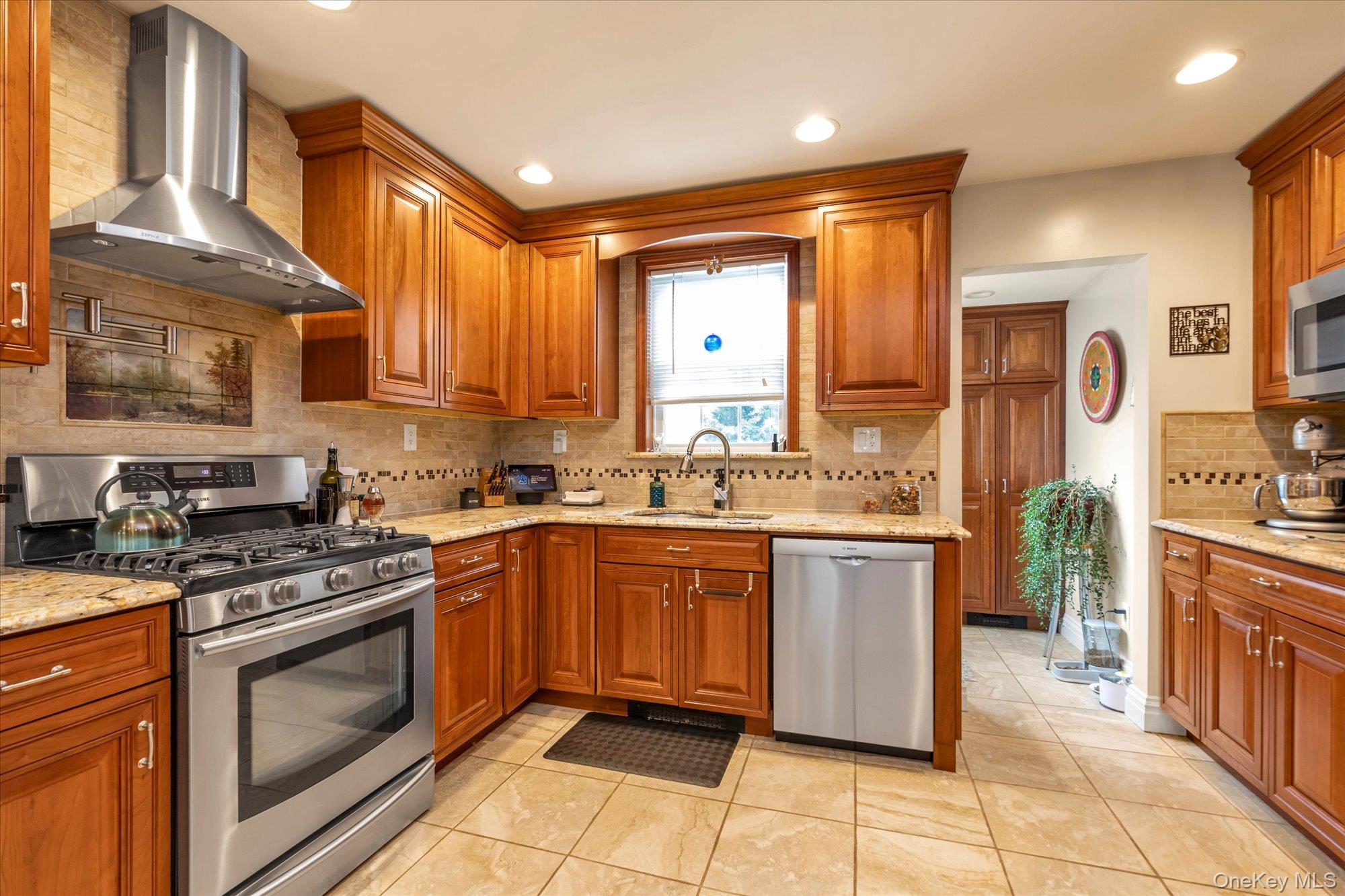 1700 Rugby Road Merrick, NY 11566 - Photo 7 of 22