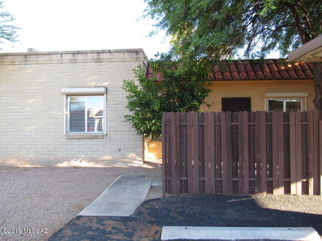 808 South Pantano Road Tucson, AZ 85710 - Photo 4 of 28 Gallery Image 4