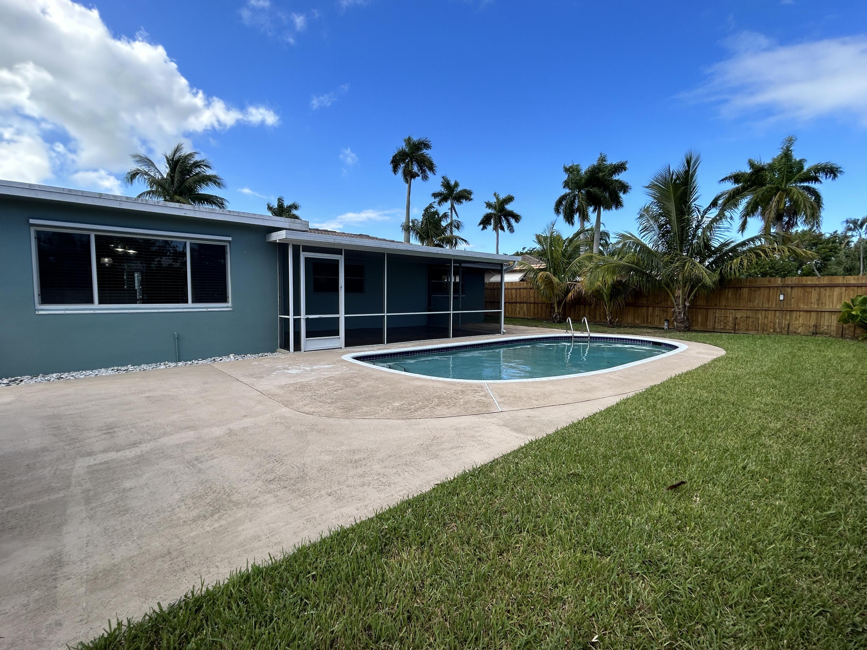 455 Northeast 29th Street Boca Raton, FL 33431 - Photo 19 of 47 IMG_5028