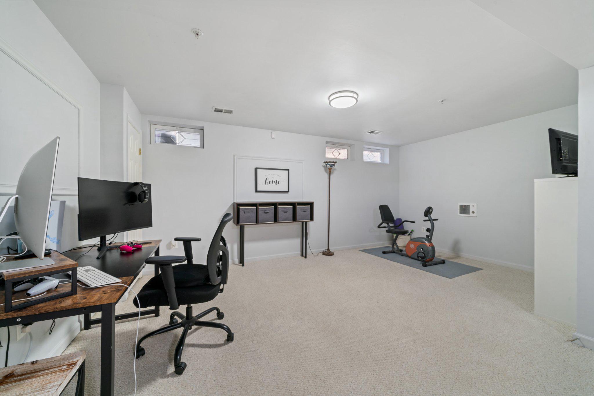 13916 Lullaby Road Germantown, MD 20874 - Photo 31 of 45 Remote office on lower level.