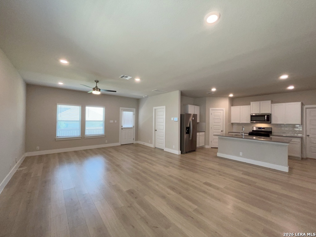 20832 Rindle Lane San Antonio, TX 78266 - Photo 14 of 54