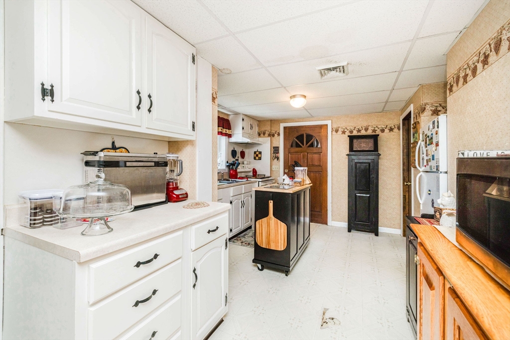 706 Gifford Road Westport, MA 02790 - Photo 31 of 38
