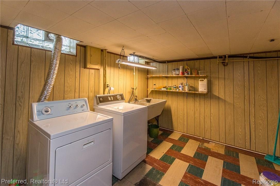 28244 Peppermill Road Farmington, MI 48331 - Photo 19 of 28 DSC_1865.jpg