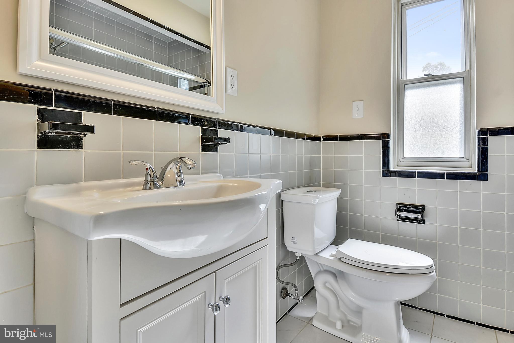 1502 Sanford Road Silver Spring, MD 20902 - Photo 17 of 30 Bath