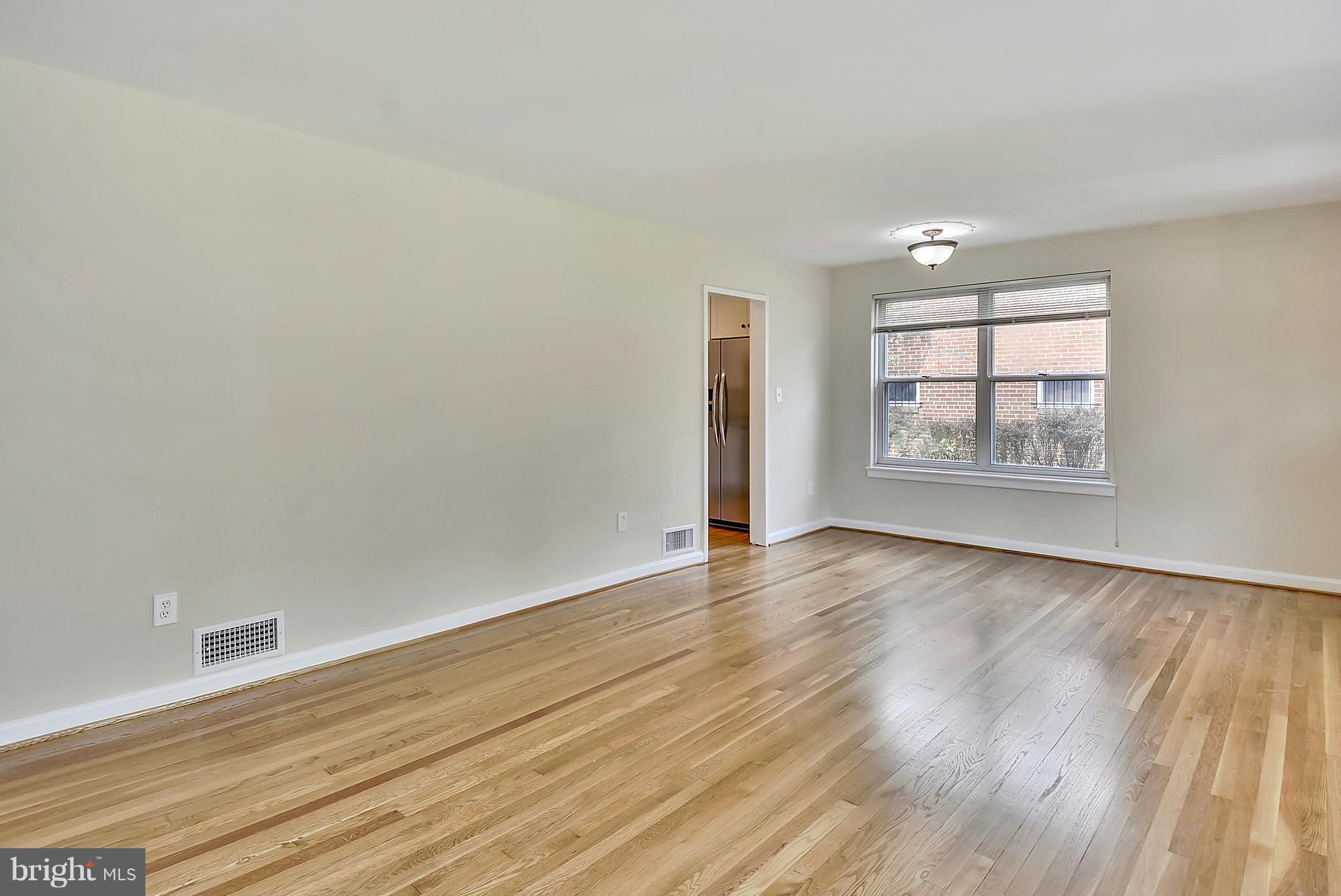 1502 Sanford Road Silver Spring, MD 20902 - Photo 10 of 30 Living Room