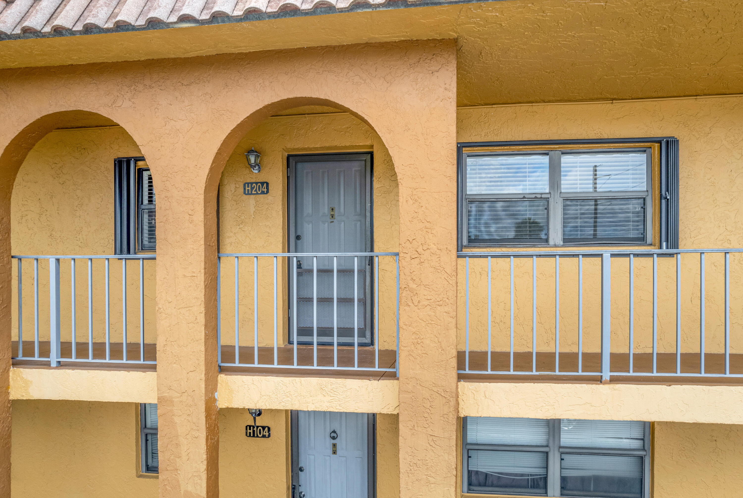 2041 Woolbright Rd Unit H204  