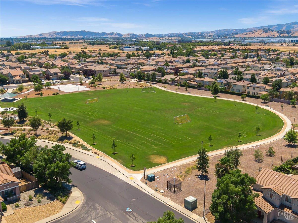 331 Frisbie Circle Vacaville, CA 95688 - Photo 89 of 93 Amazing neighborhood park located just a few blocks away!
