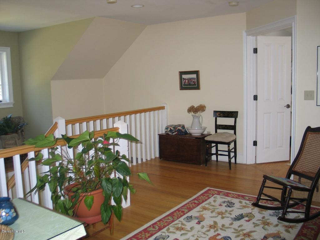 121 Ide Road Williamstown, MA 01267 - Photo 19 of 31 Second floor landing