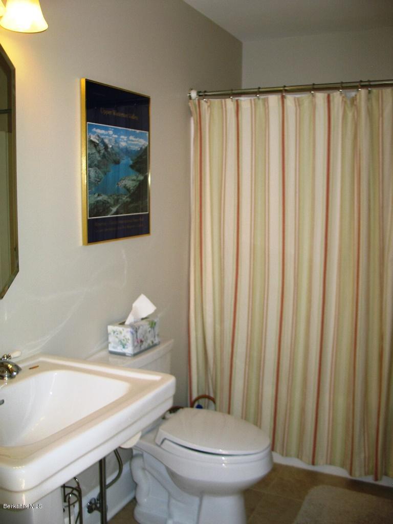 121 Ide Road Williamstown, MA 01267 - Photo 27 of 31 Ensuite bath