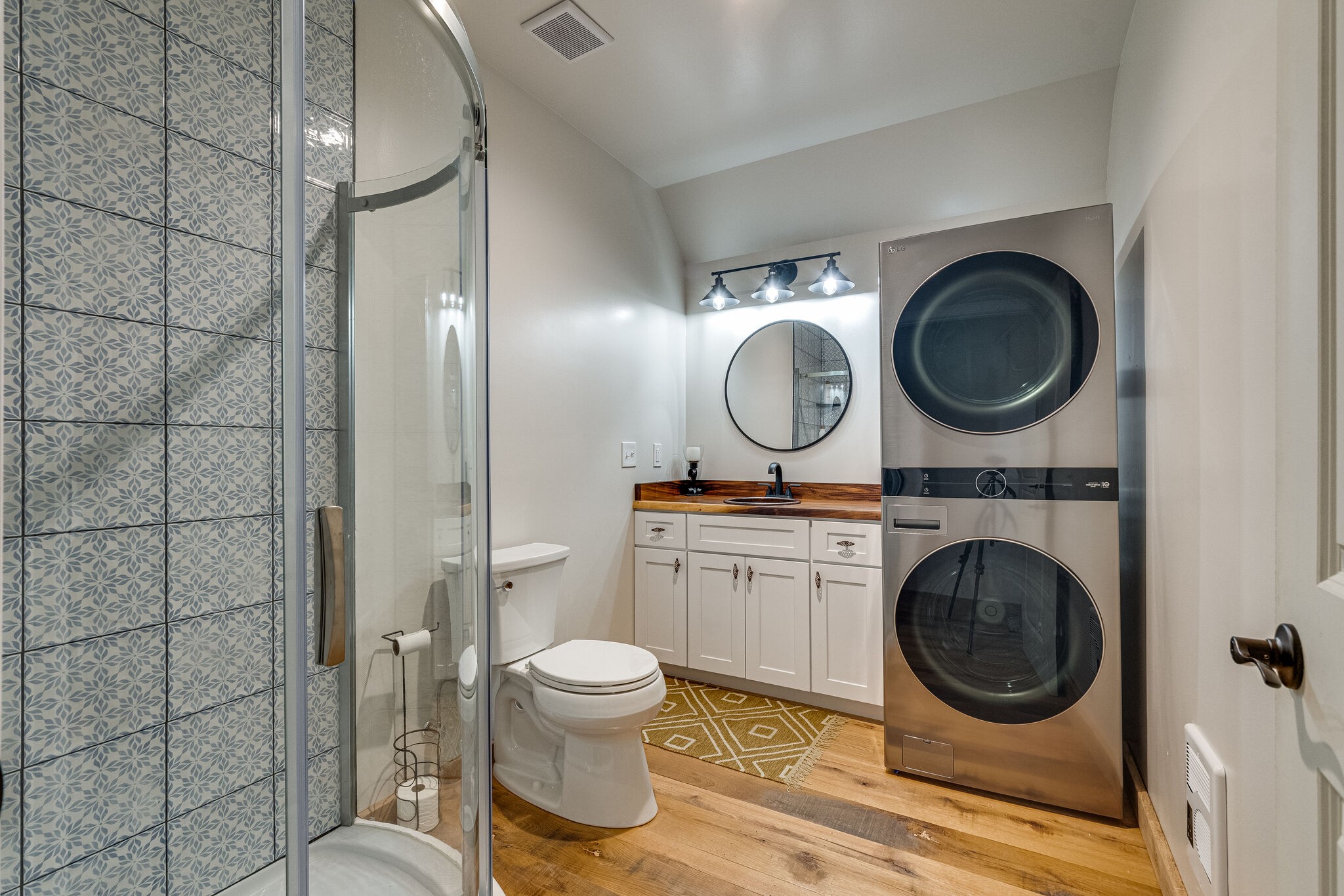 4986 Ash Hill Road Spring Hill, TN 37174 - Photo 27 of 46 Washer and dryer conveys