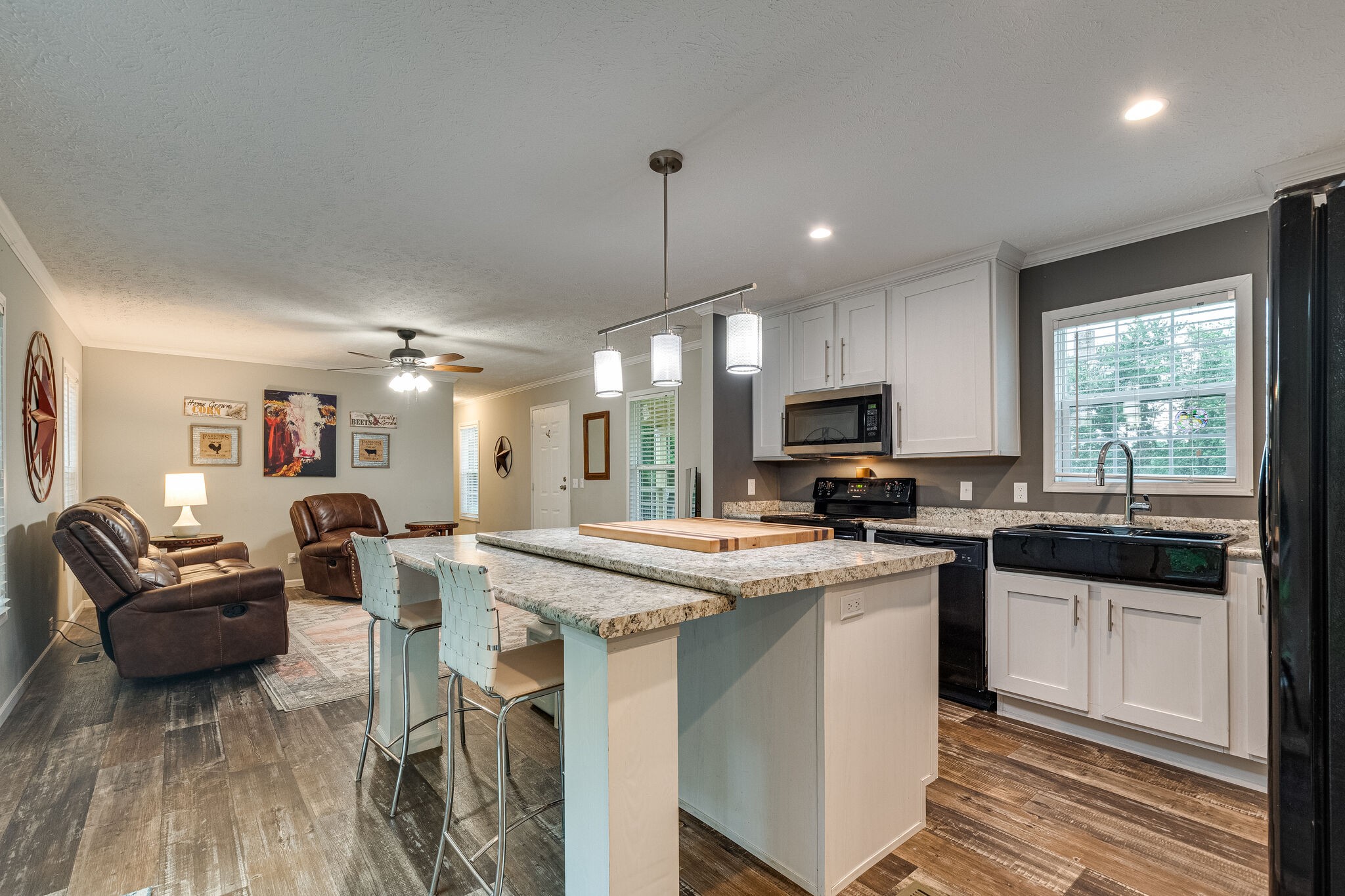 Large island with cabinets