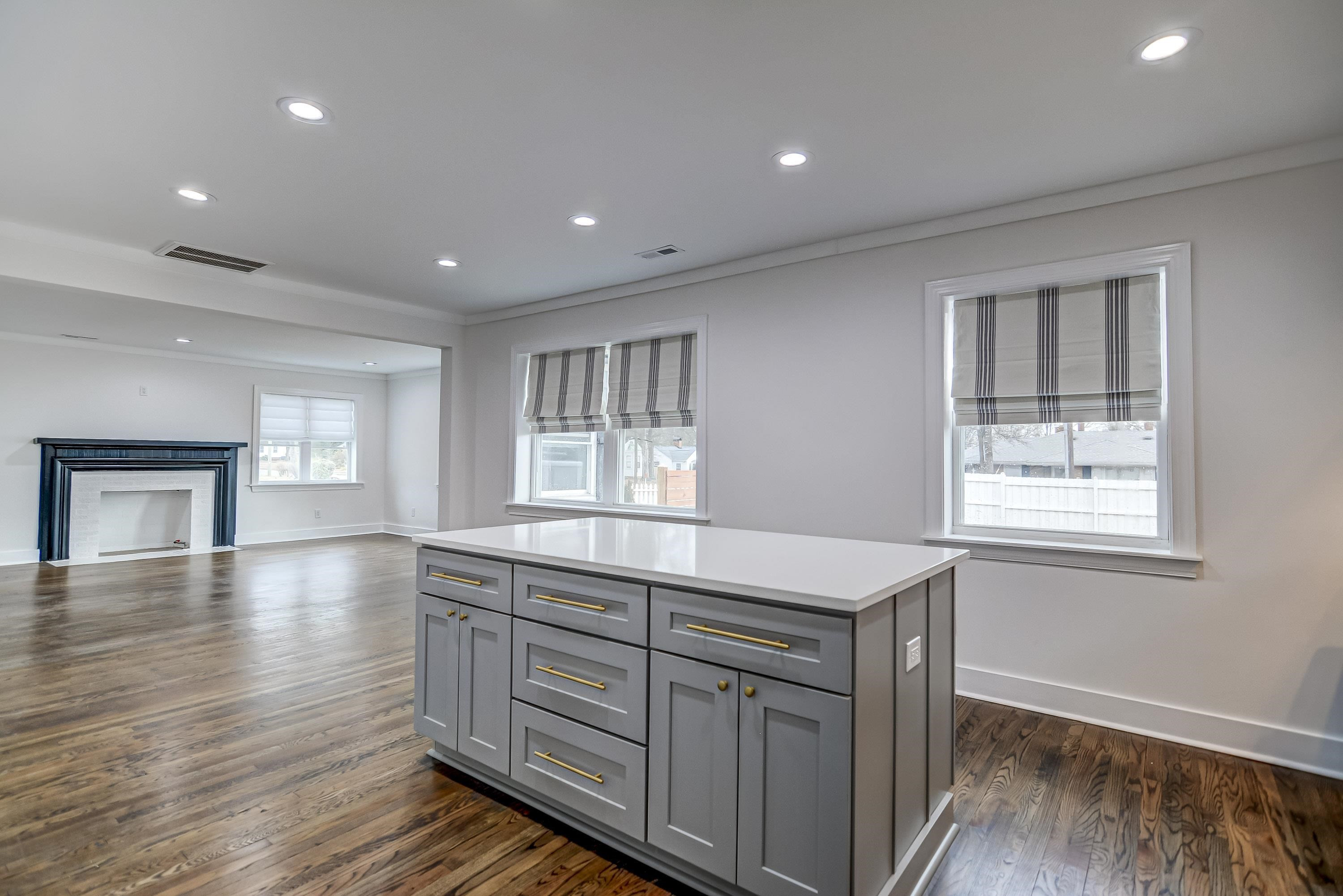 2703 North Roxboro Street Durham, NC 27704 - Photo 13 of 32 Photo 13