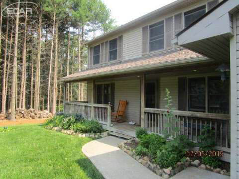 11185 Whispering Ridge Trail Fenton, MI 48430 - Photo 3 of 25 20442902-2.JPG