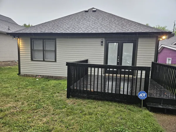 $2,900 | 907 11th Avenue North, Nashville, TN 37208