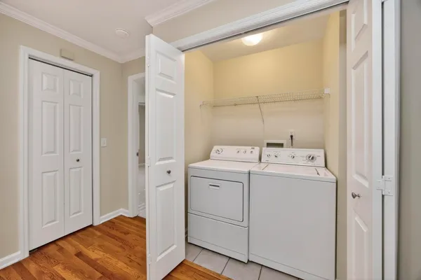 $2,850 | 907 11th Avenue North, Nashville, TN 37208