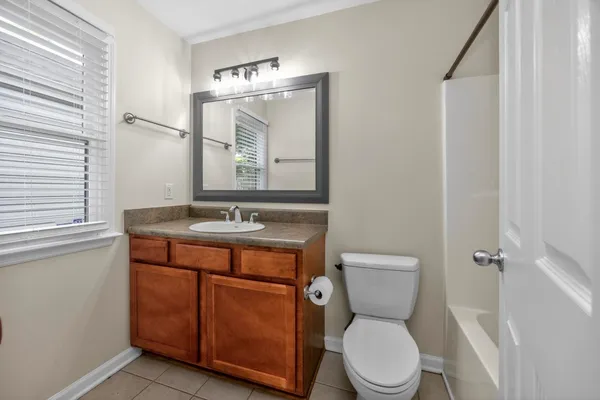 $2,850 | 907 11th Avenue North, Nashville, TN 37208