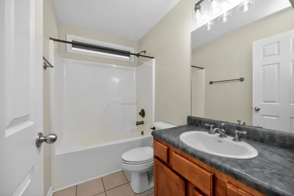 $2,850 | 907 11th Avenue North, Nashville, TN 37208