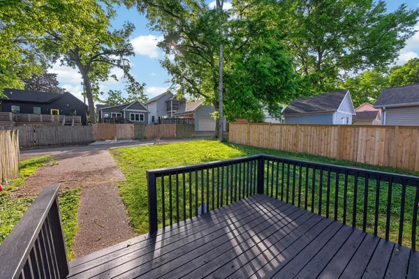 $2,850 | 907 11th Avenue North, Nashville, TN 37208