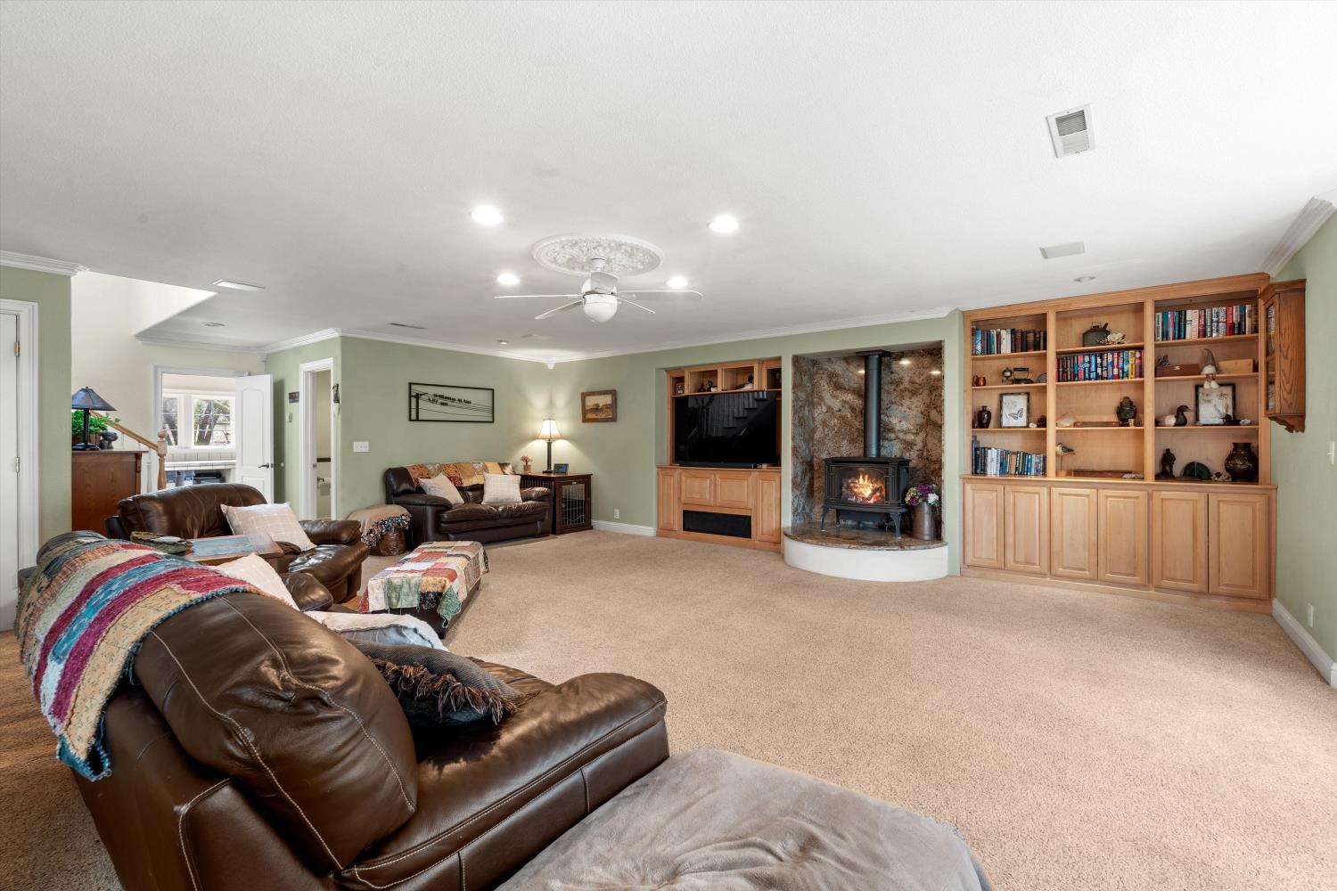 2661 Oak Ln Drive Rescue, CA 95672 - Photo 23 of 69 a living room with furniture window and flat screen tv