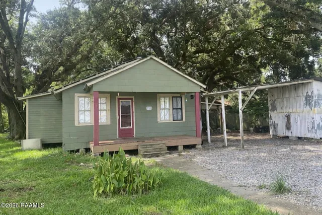 $48,000 | 3042 East Railroad Street, Basile, LA 70515
