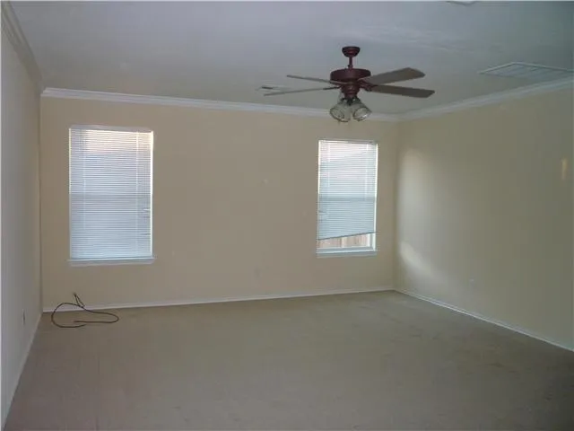 $1,825 | 103 Paddington Way, Hutto, TX 78634