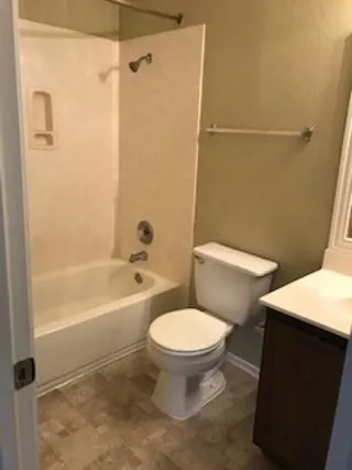 $1,825 | 103 Paddington Way, Hutto, TX 78634