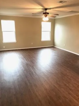 $1,825 | 103 Paddington Way, Hutto, TX 78634