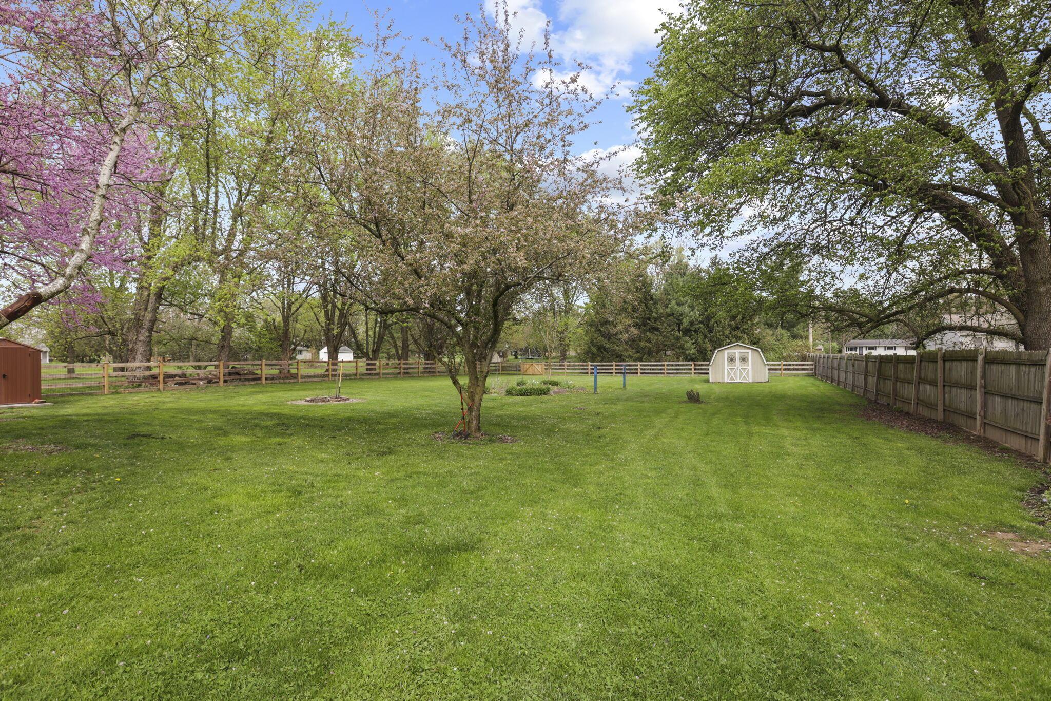 14060 Refugee Road Southwest Pataskala, OH 43062 - Photo 3 of 48 58-web-or-mls-0D3A4808