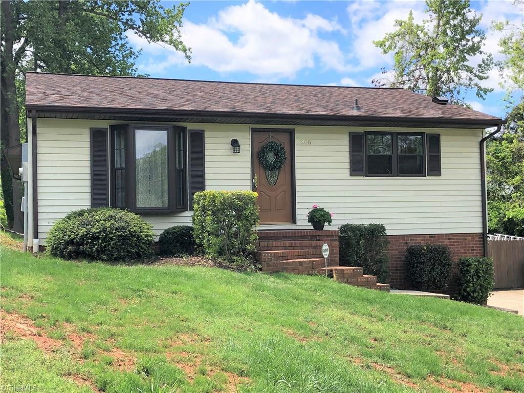 306 Summit Road High Point, NC 27265 - Photo 1 of 27